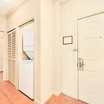 Stunning 2Br Condo With Hot Tub And Pool, Near Disney!