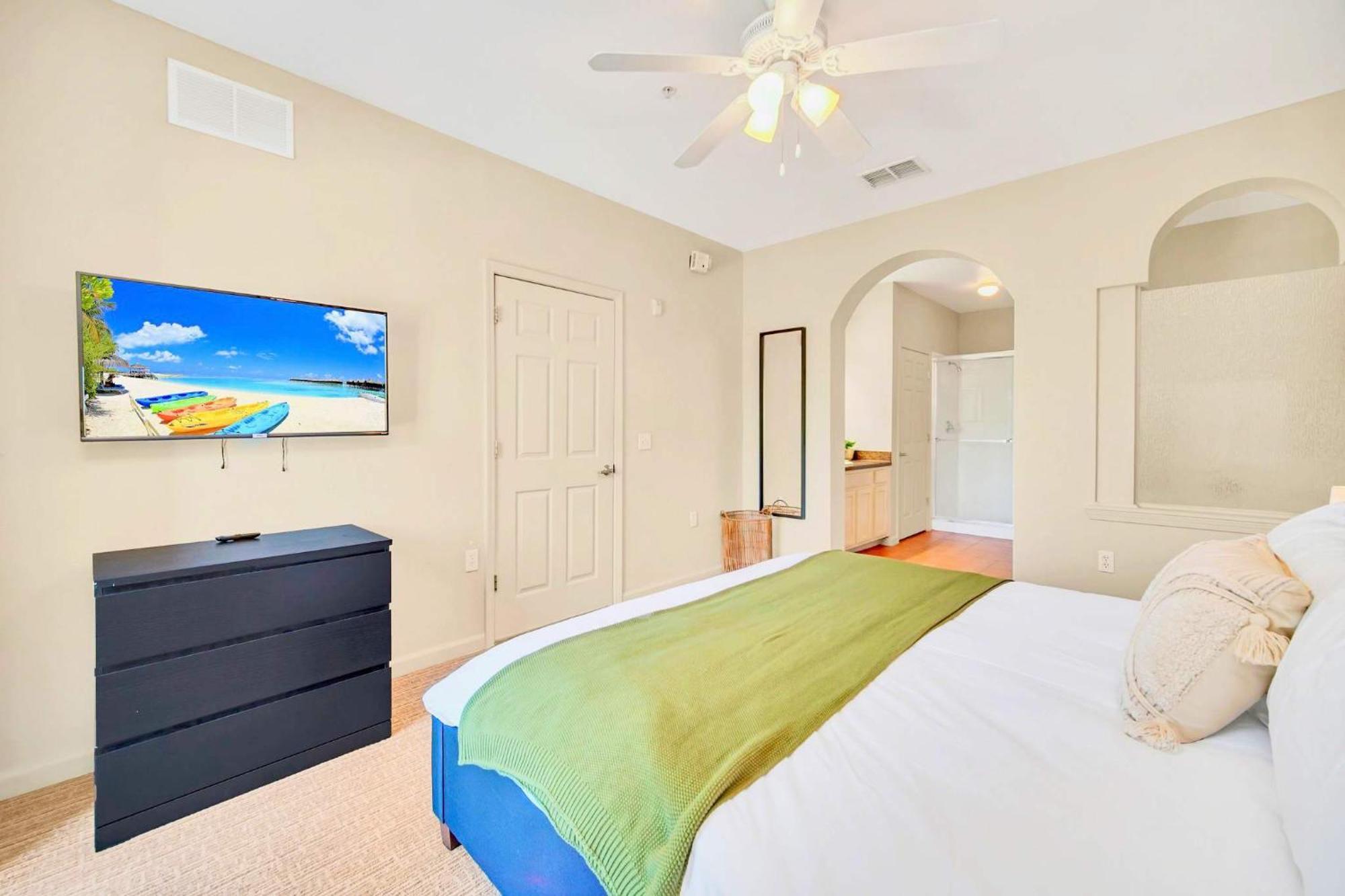 Stunning 2br With Hot Tub And Pool, Near Disney! *